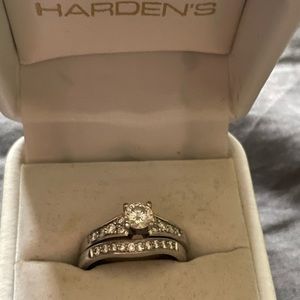 Diamond engagement ring